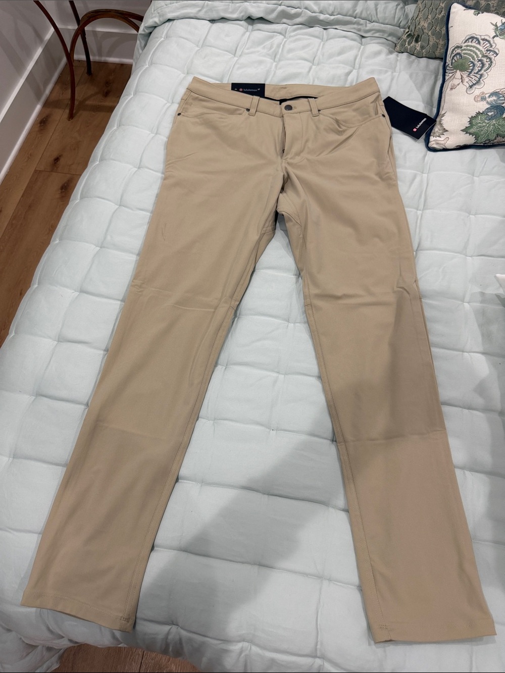lululemon athletica Men's Khaki Stretch Chinos
